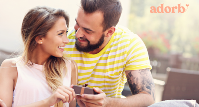 10 mejores ideas de regalos de aniversario para parejas para celebrar el amor