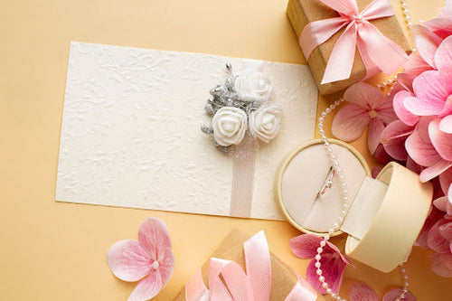 Top Gift Ideas for Married Couples: Thoughtful Presents for a Lasting Love