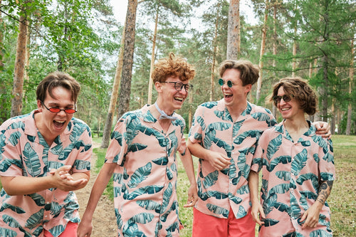 Why Matching Shirts Turn Summer Holidays Into Shared Traditions