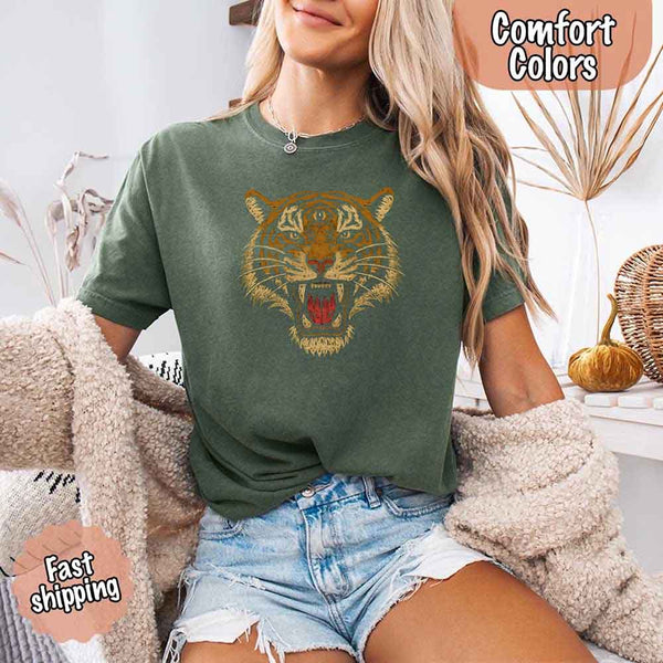 Vintage Tiger Graphic Tee – 90s Jungle Safari Comfort Colors Shirt