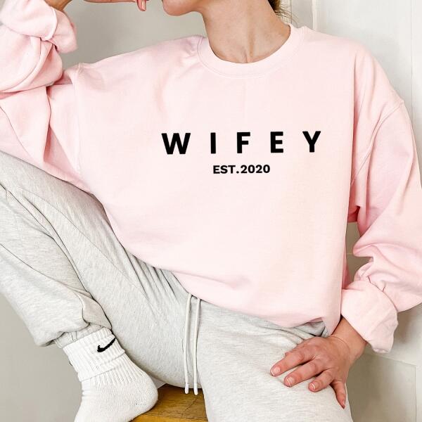 Wifey Personalized Crewneck Tee