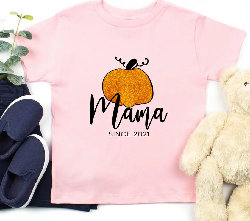 Mama Mini Pumpkin Halloween Tee