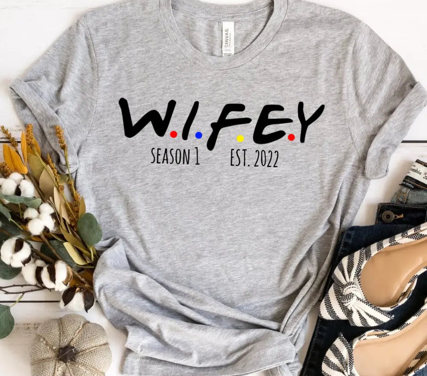 Wifey and Hubby Serie Friends Seasons Est T-shirt