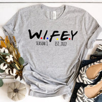 Wifey and Hubby Serie Friends Seasons Est T-shirt