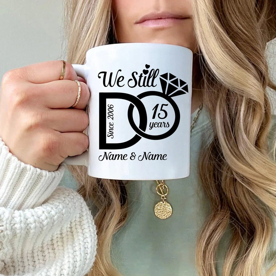 11oz white model mockup