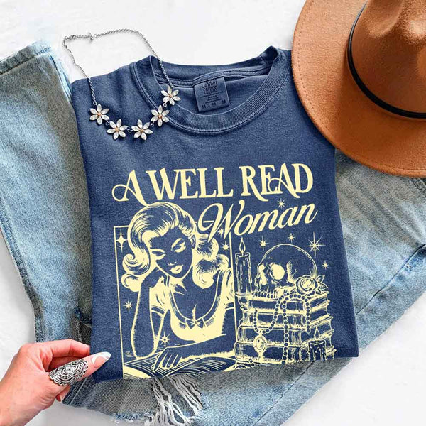 A Well Read Woman Comfort Colors - Book Lover Tee