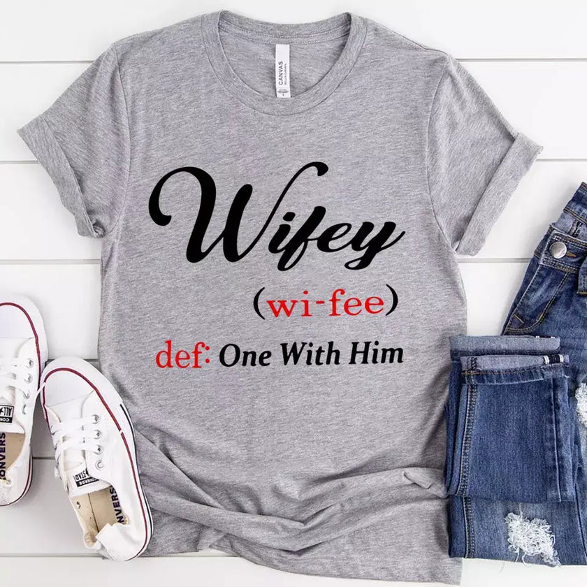 Hubby & Wifey Definition Couple Tee