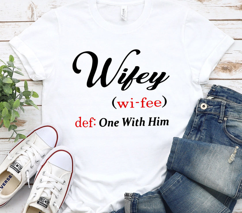 Hubby & Wifey Definition Couple Tee