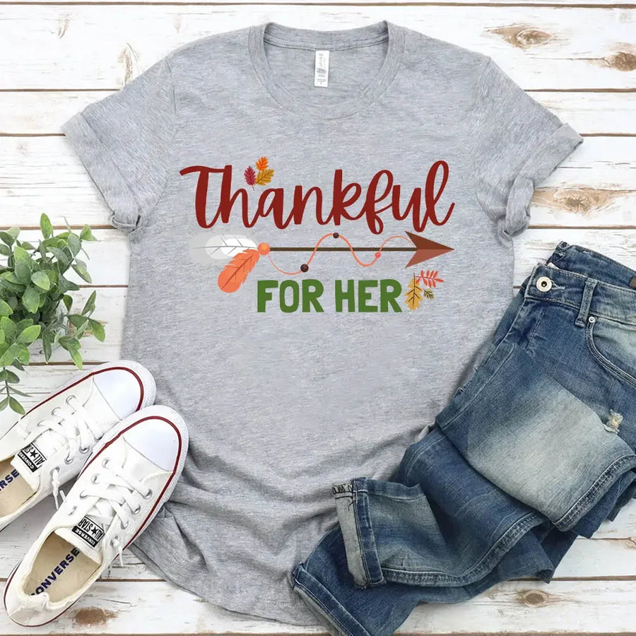 Camiseta de pareja agradecida por él/ella en Acción de Gracias