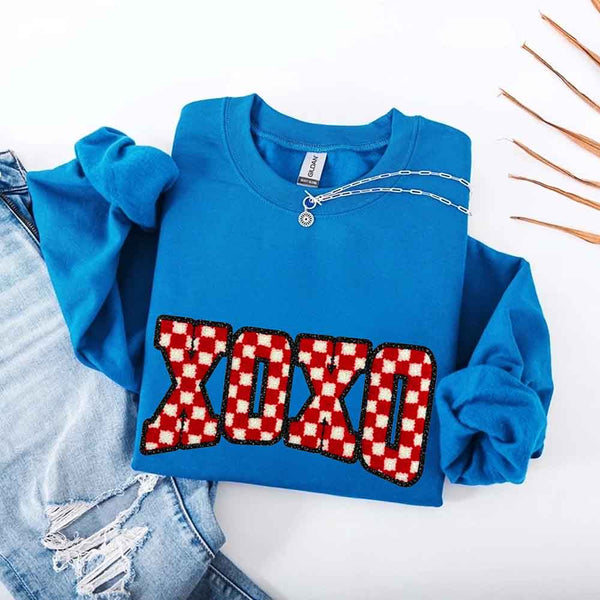 XOXO Checkered Valentine Sweatshirt – Furry Printed Sweater