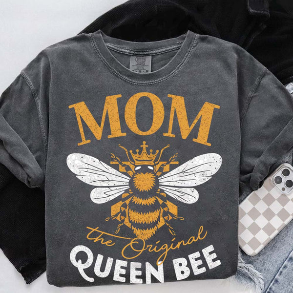Mom, The Original Queen Bee Shirt – Stylish & Fun Mother's Day Tee 4