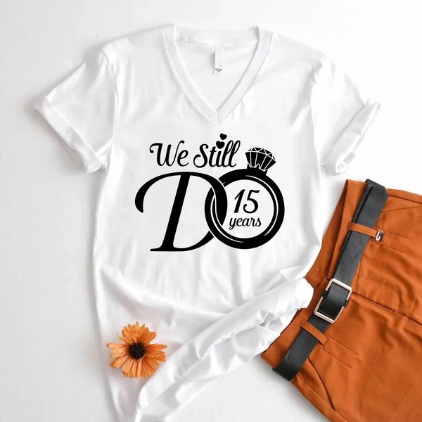 v-neck t-shirt white
