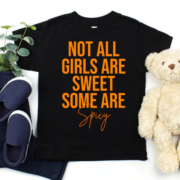 No todas las chicas son dulces, algunas son picantes. Camiseta familiar de Acción de Gracias.