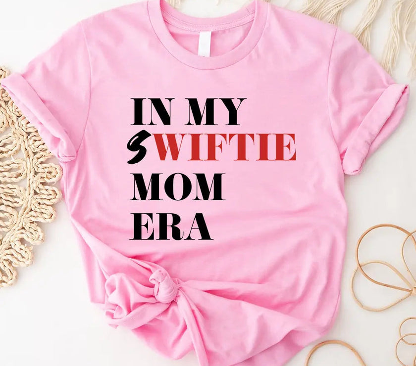 T-Shirt - Tay's Best Fan Mom Era T-shirt