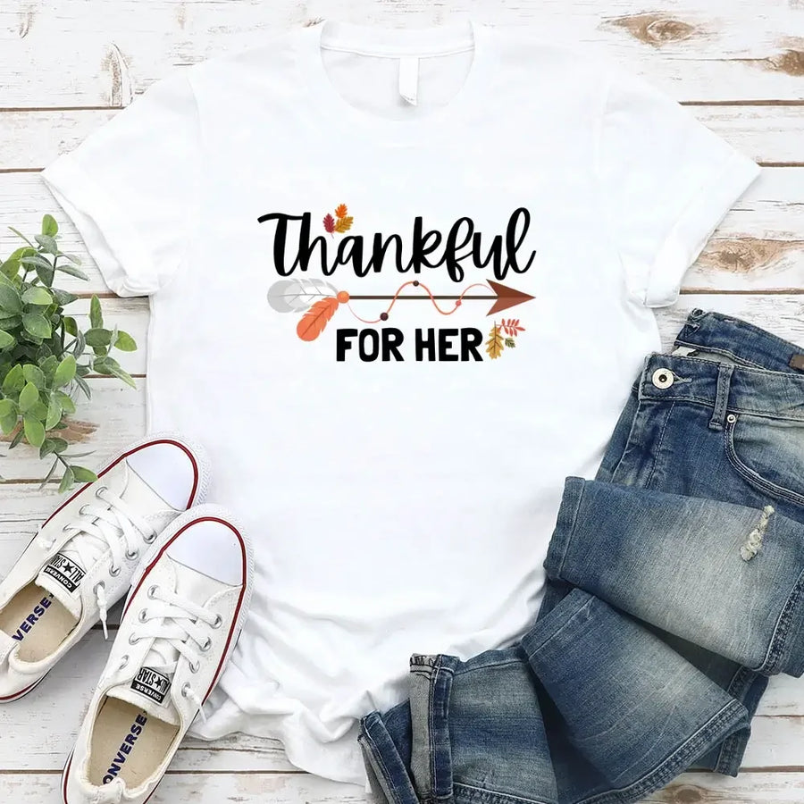 Camiseta de pareja agradecida por él/ella en Acción de Gracias